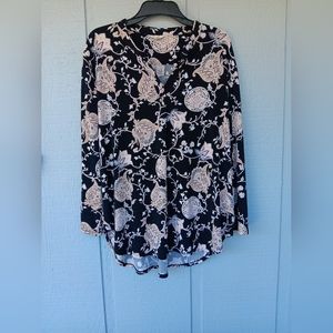 Women's Top Size XL